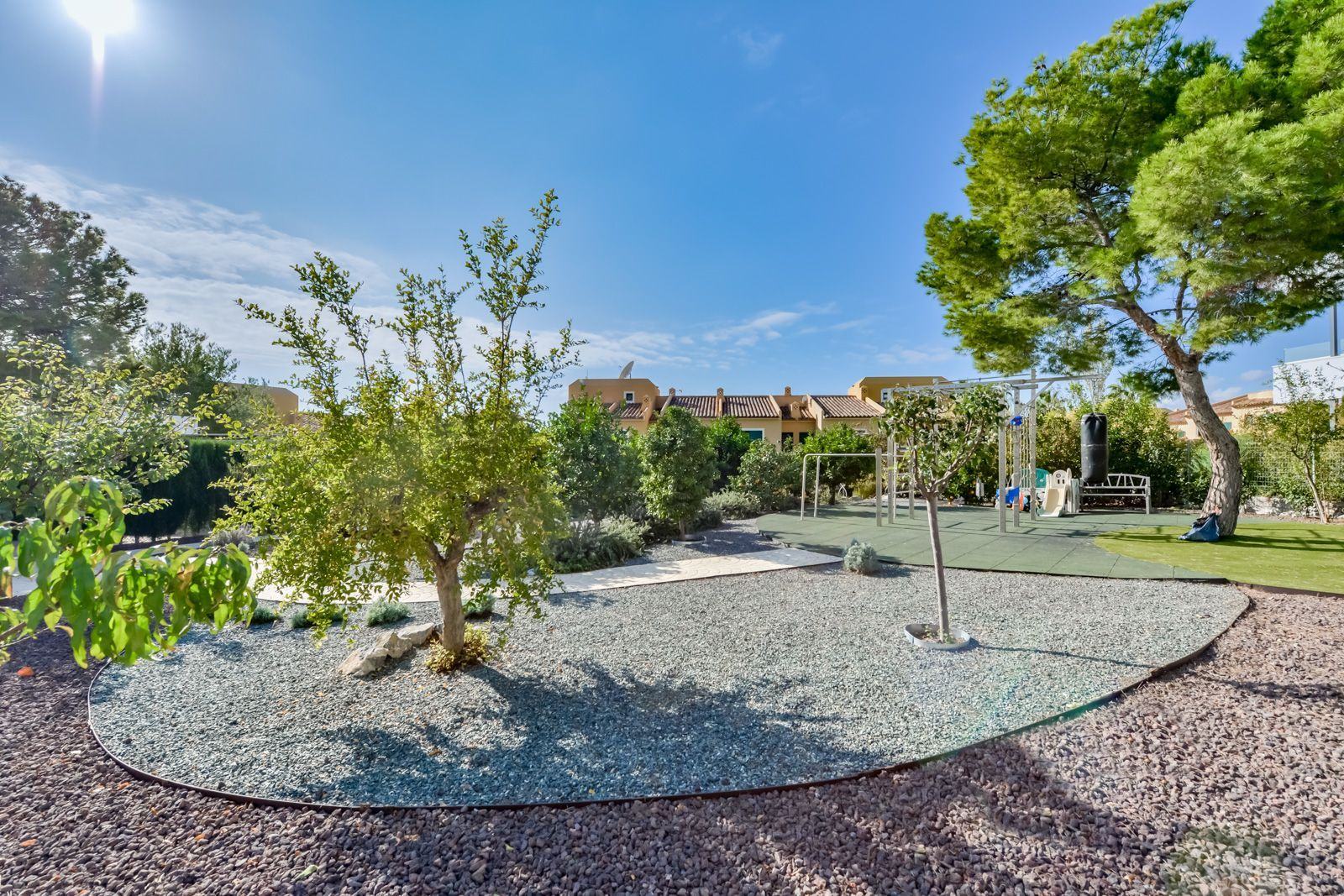 ¡Moderna villa en alquiler en Finestrat, Benidorm!