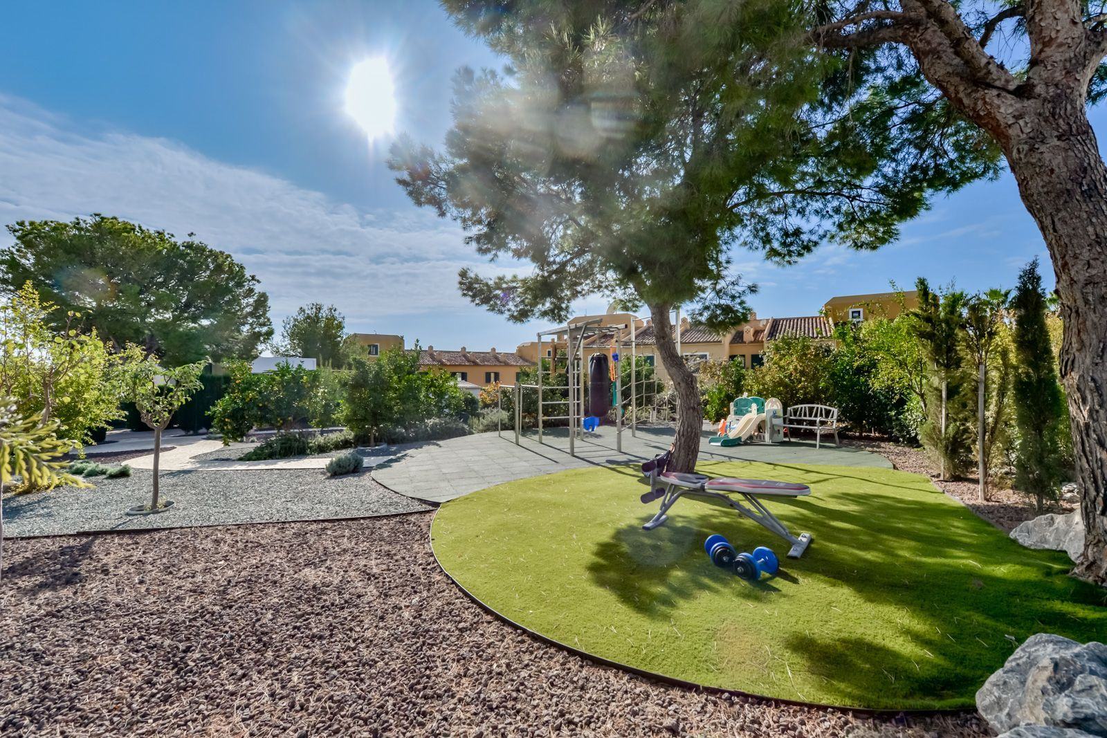 ¡Moderna villa en alquiler en Finestrat, Benidorm!
