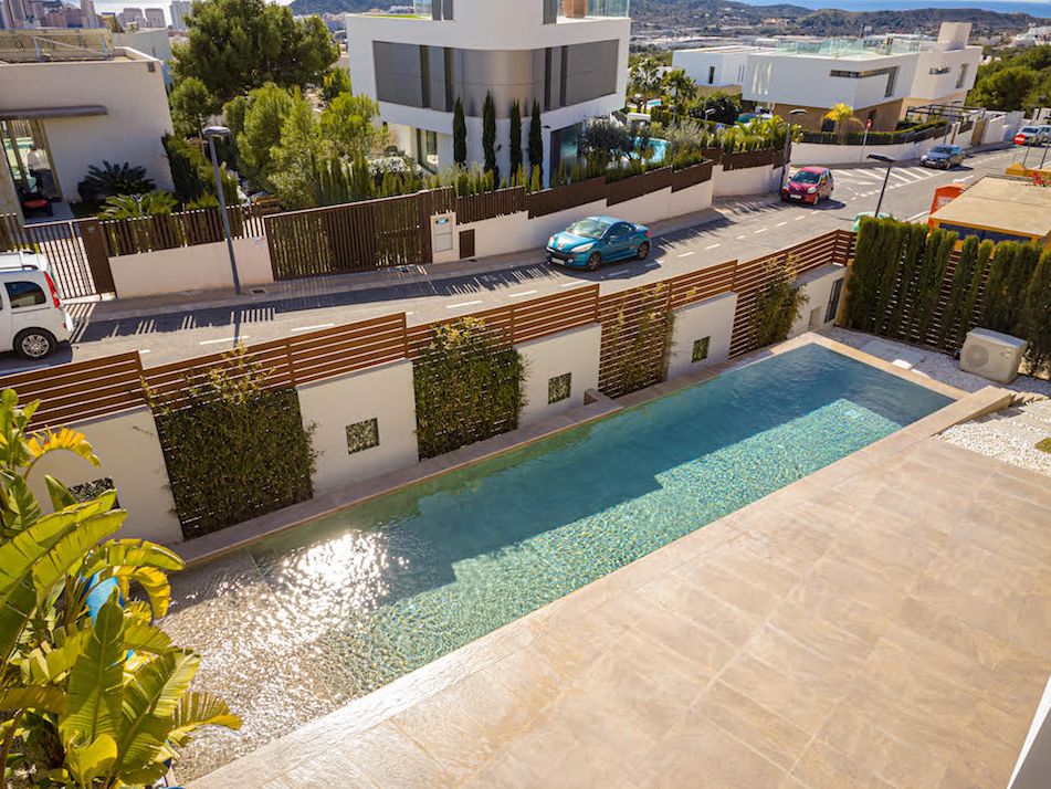¡Moderna villa en alquiler en Finestrat, Benidorm!