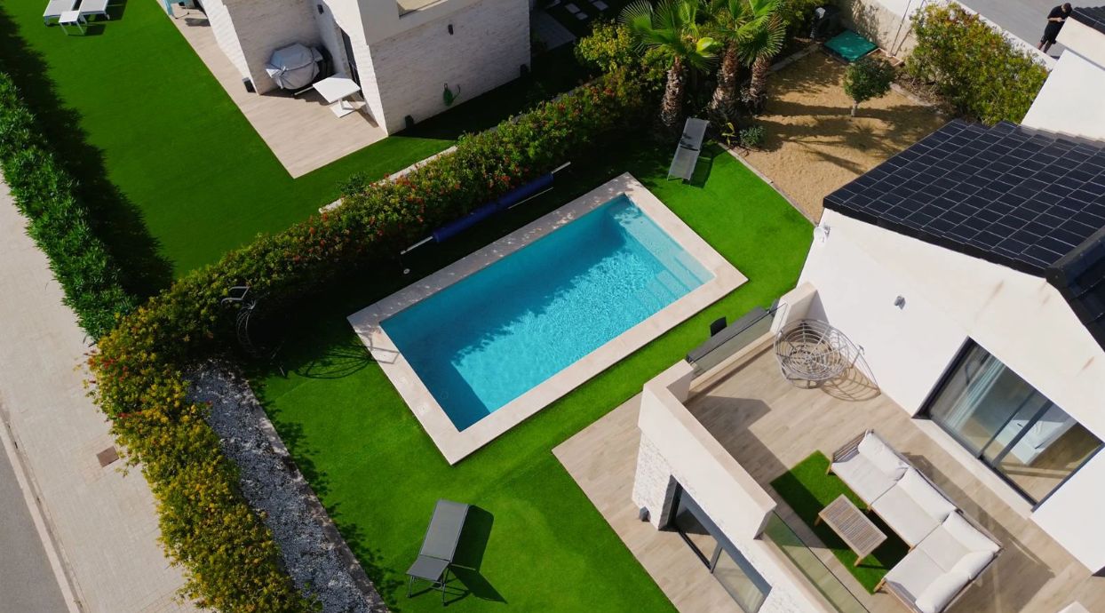 Villa Moderna en Polop con vistas al mar y montaña 