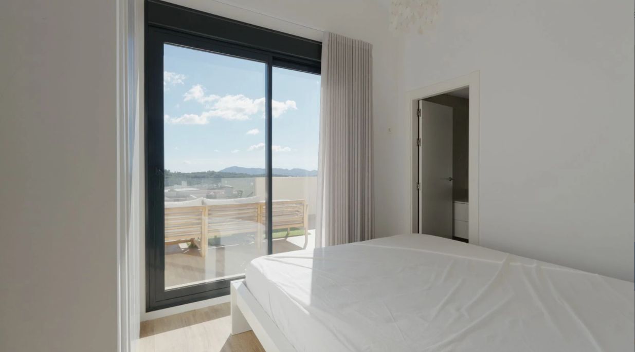 Villa Moderna en Polop con vistas al mar y montaña 