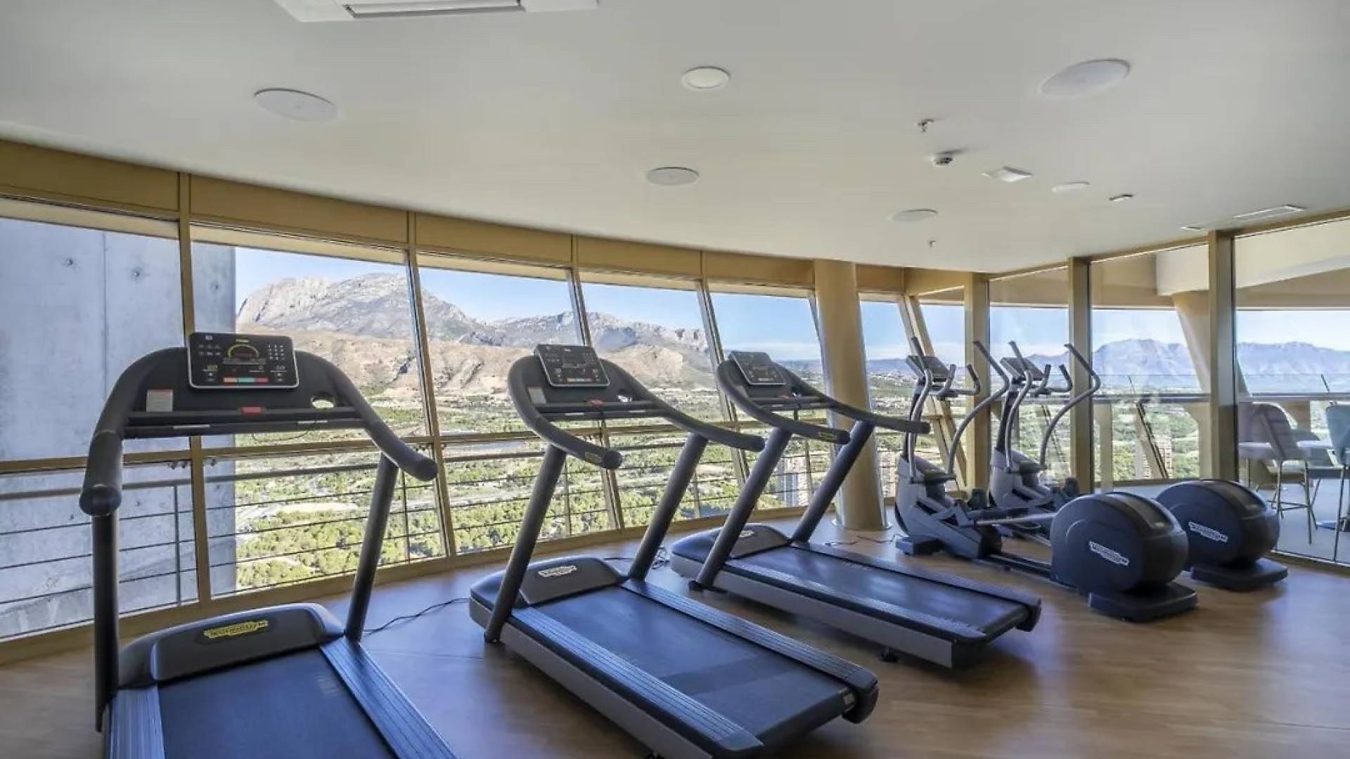 Apartamento de lujo con vistas al mar urb Intempo  planta alta
