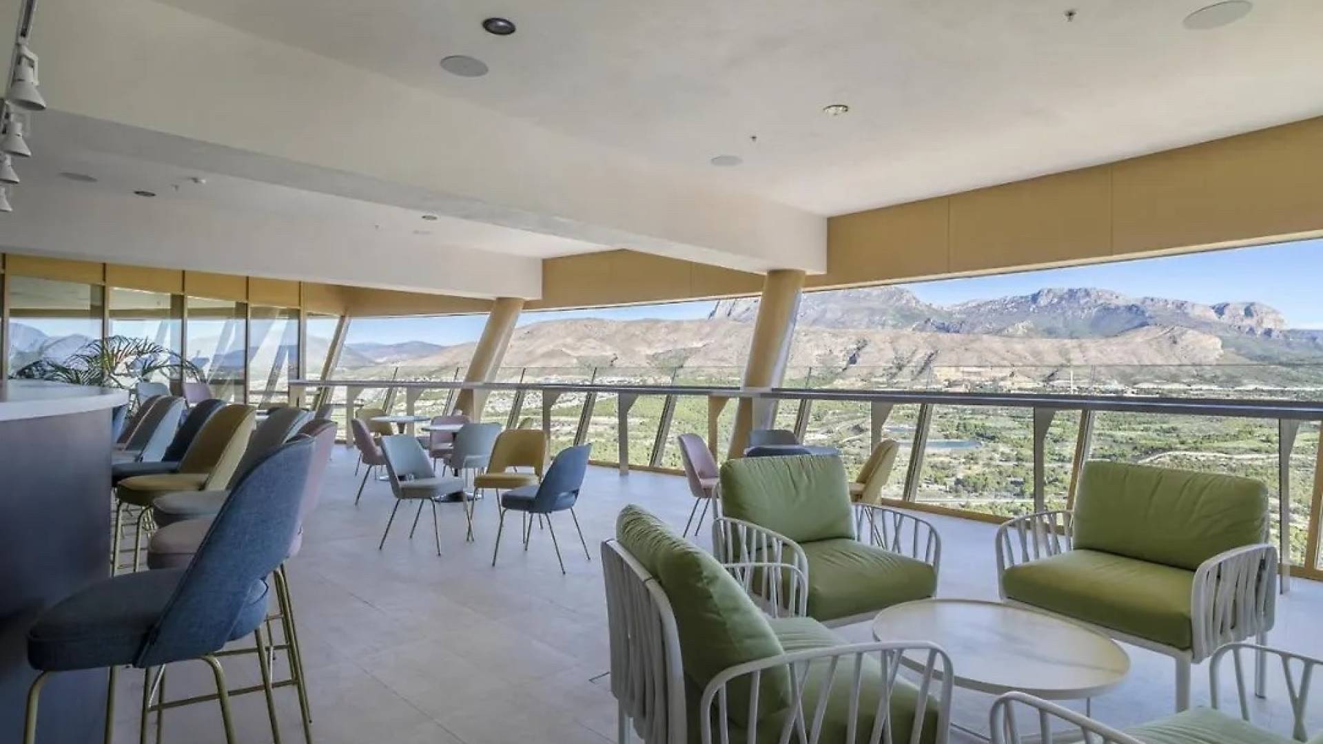 Apartamento de lujo con vistas al mar urb Intempo  planta alta