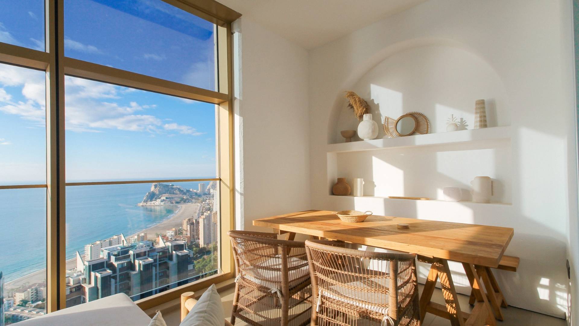 Apartamento de lujo con vistas al mar urb Intempo  planta alta