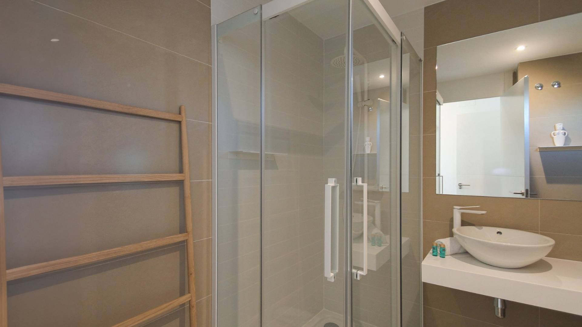 Apartamento de lujo con vistas al mar urb Intempo  planta alta