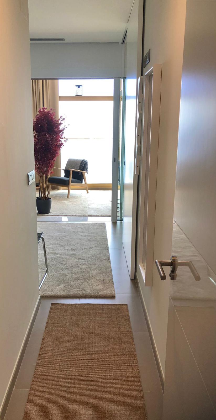   Impresionante apartamento con vistas al mar, urb Intempo , planta alta