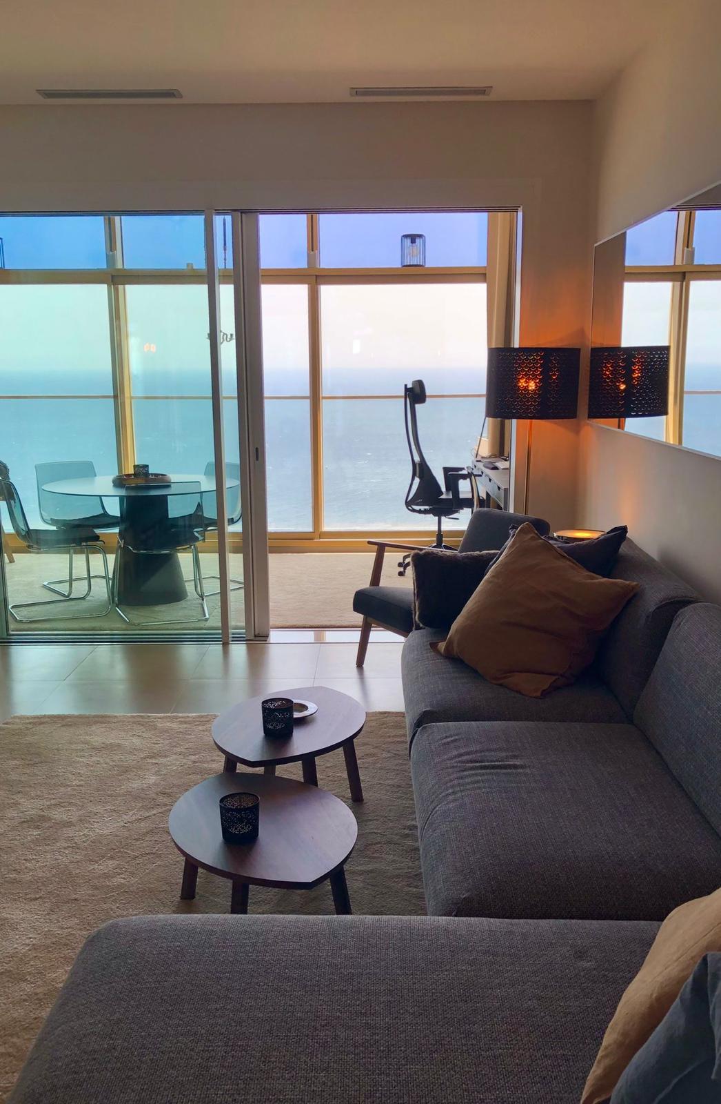   Impresionante apartamento con vistas al mar, urb Intempo , planta alta
