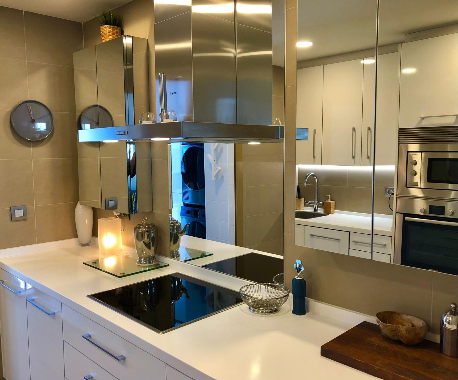   Impresionante apartamento con vistas al mar, urb Intempo , planta alta