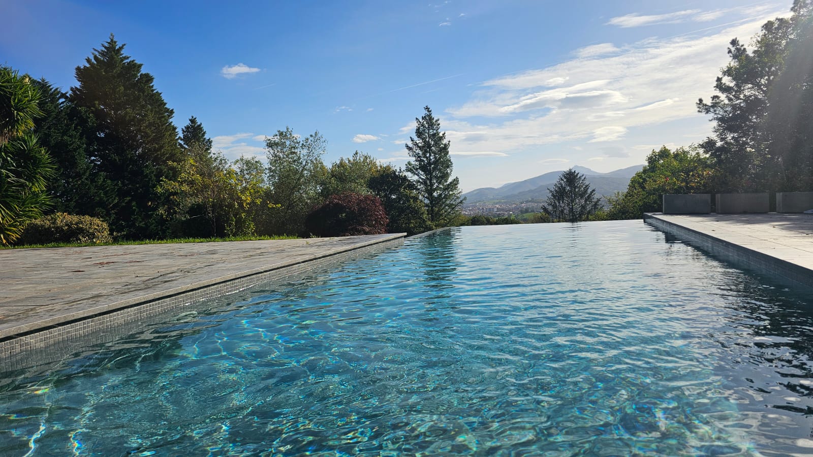Exclusiva vivienda en Hondarribia, en la prestigiosa urbanización al pie del Jaizkibel