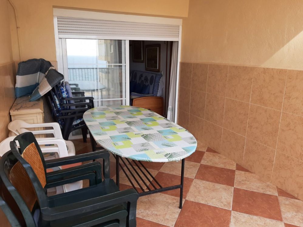 Con licencia turística (dos apartamentos en uno): la opción ideal para invertir en primera línea de playa en Levante.