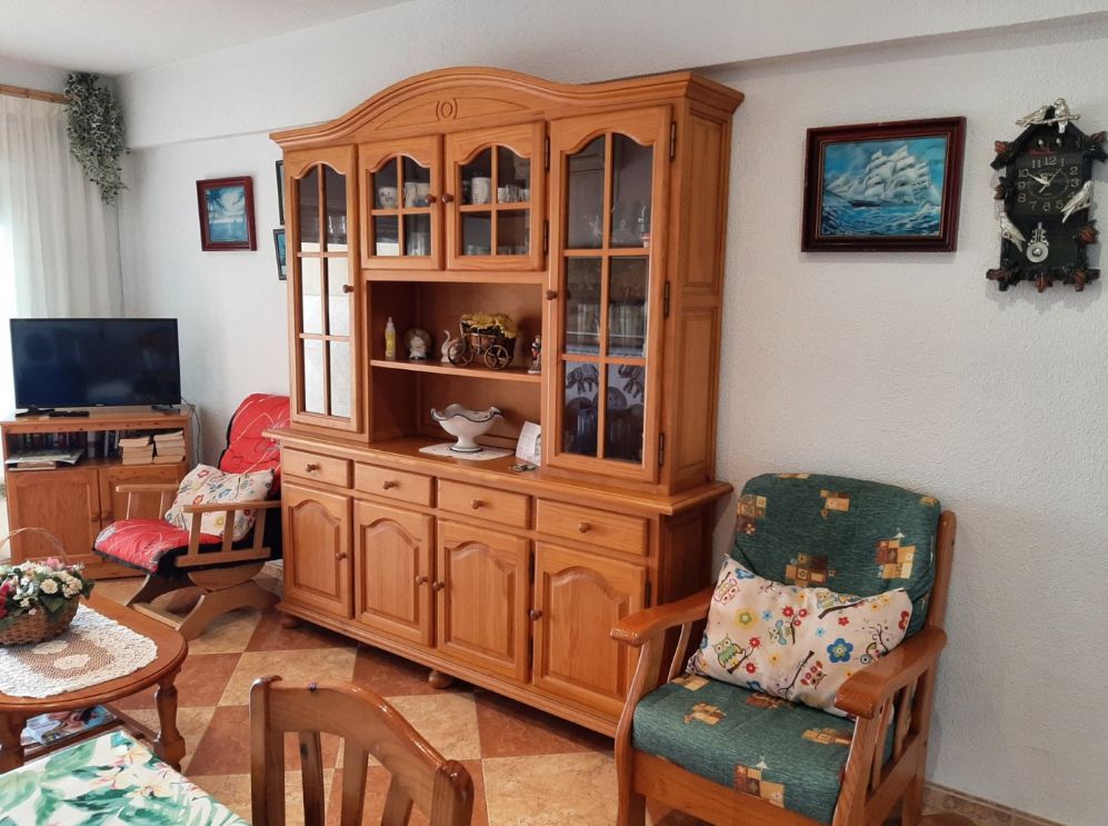 Con licencia turística (dos apartamentos en uno): la opción ideal para invertir en primera línea de playa en Levante.