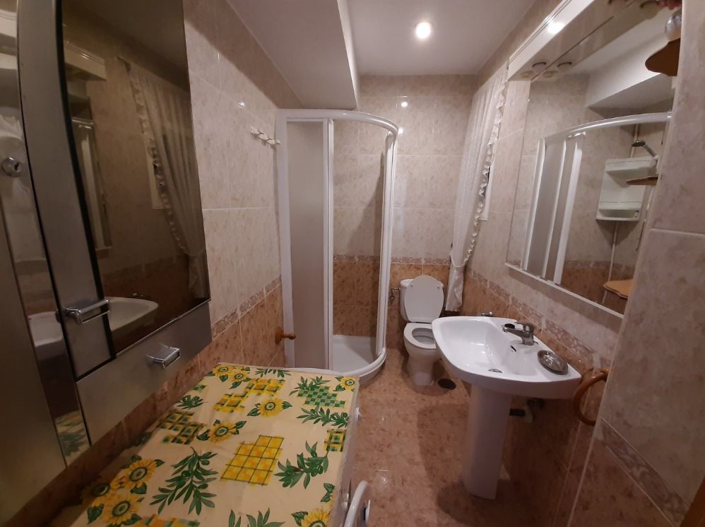 Con licencia turística (dos apartamentos en uno): la opción ideal para invertir en primera línea de playa en Levante.