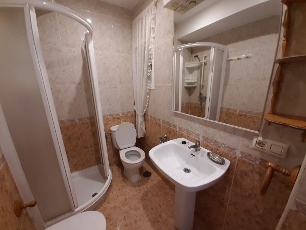 Con licencia turística (dos apartamentos en uno): la opción ideal para invertir en primera línea de playa en Levante.