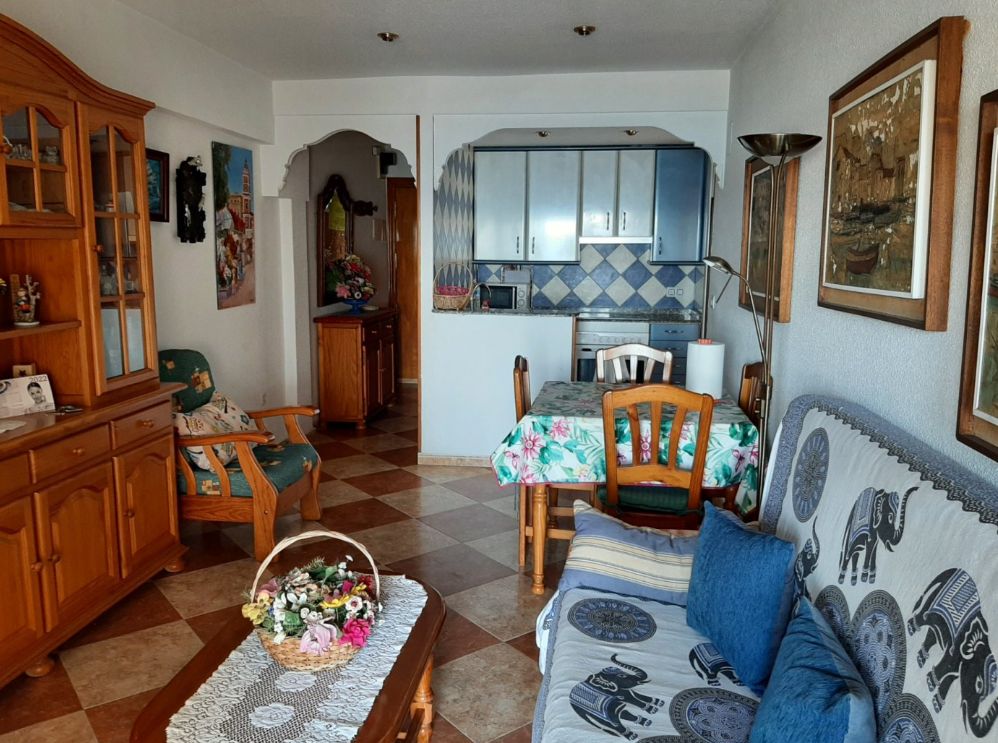 Con licencia turística (dos apartamentos en uno): la opción ideal para invertir en primera línea de playa en Levante.