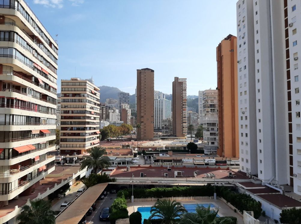 Con licencia turística (dos apartamentos en uno): la opción ideal para invertir en primera línea de playa en Levante.