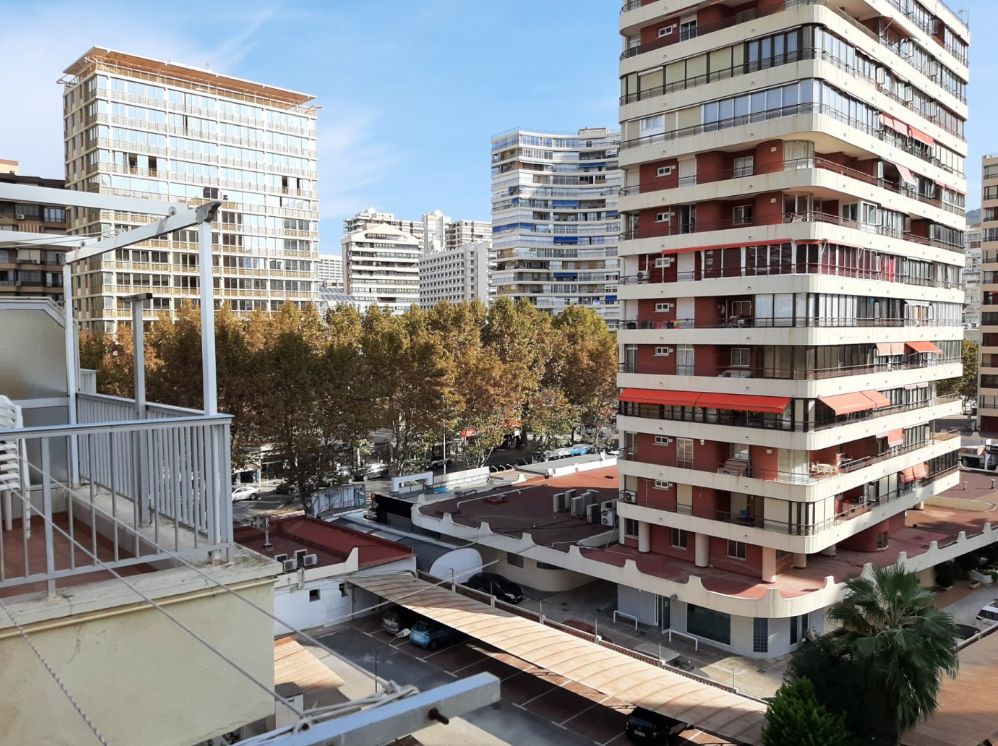 Con licencia turística (dos apartamentos en uno): la opción ideal para invertir en primera línea de playa en Levante.