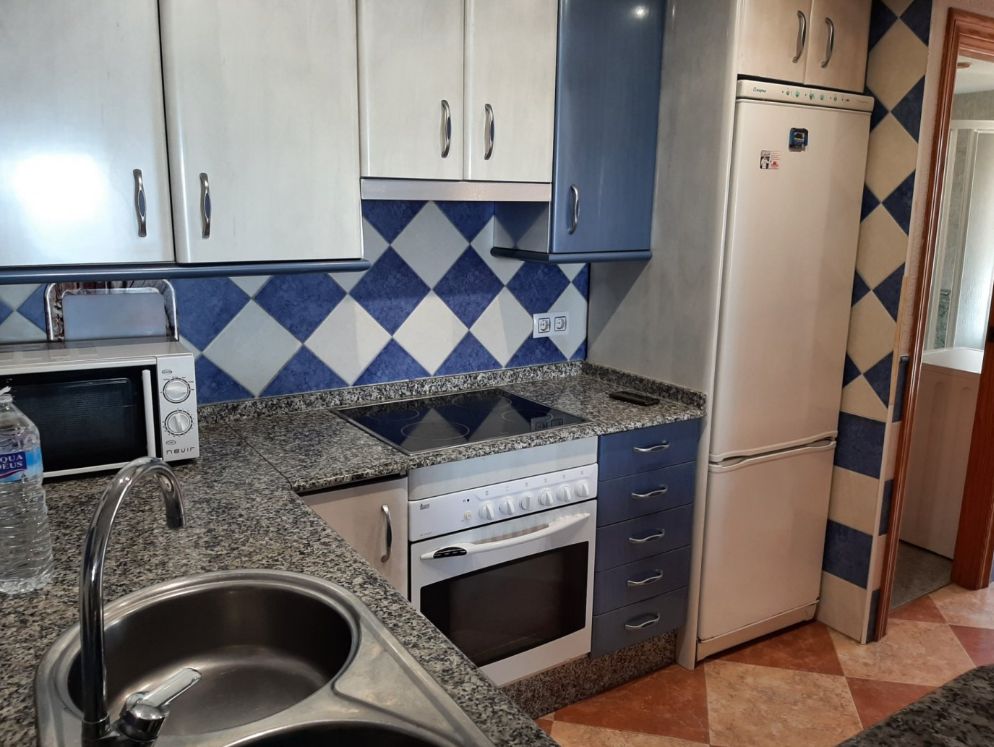 Con licencia turística (dos apartamentos en uno): la opción ideal para invertir en primera línea de playa en Levante.