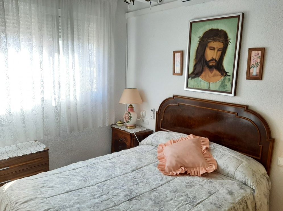 Con licencia turística (dos apartamentos en uno): la opción ideal para invertir en primera línea de playa en Levante.