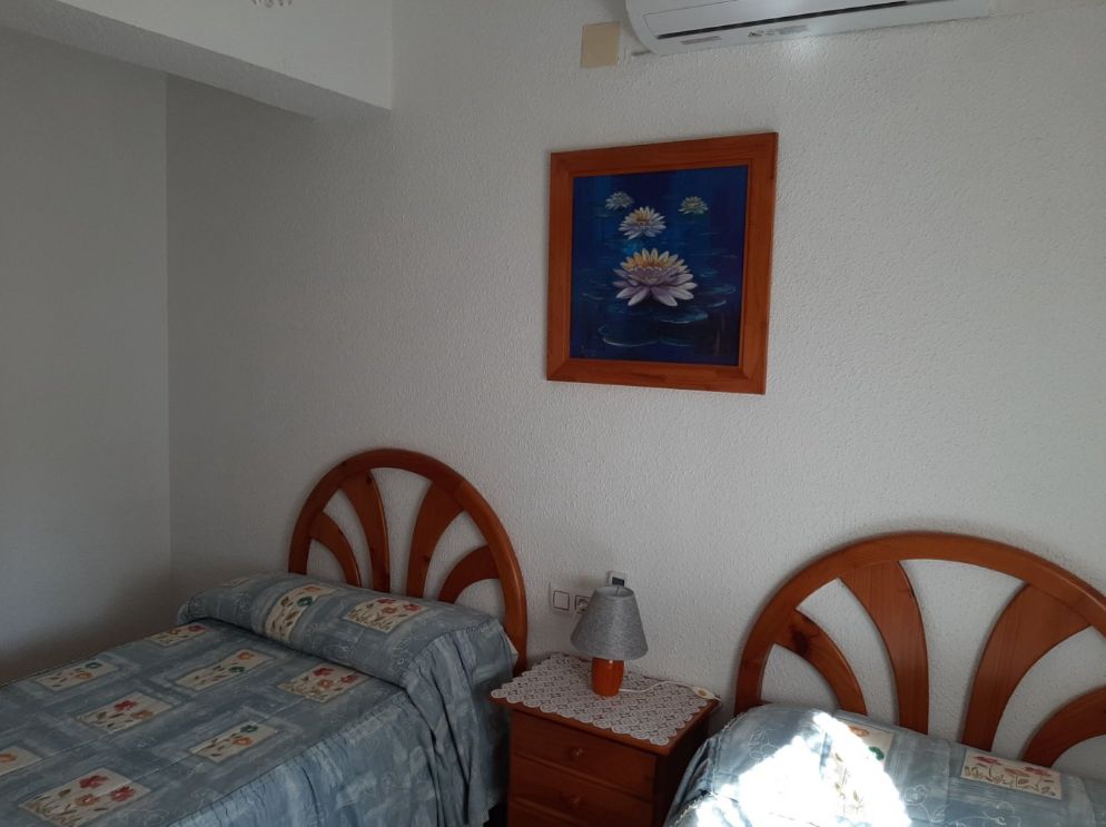 Con licencia turística (dos apartamentos en uno): la opción ideal para invertir en primera línea de playa en Levante.