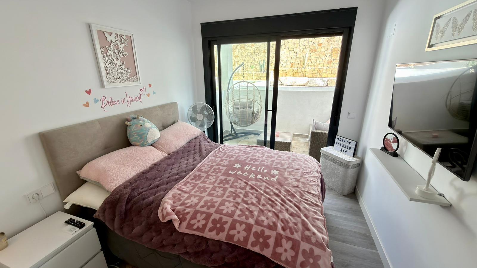 Dúplex en el pueblo de Camporosso: amplitud, vistas y un estilo de vida de lujo, Finestrat