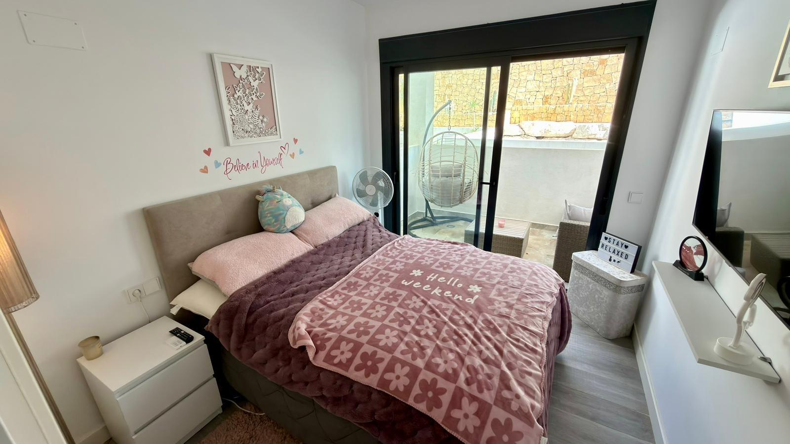 Dúplex en el pueblo de Camporosso: amplitud, vistas y un estilo de vida de lujo, Finestrat