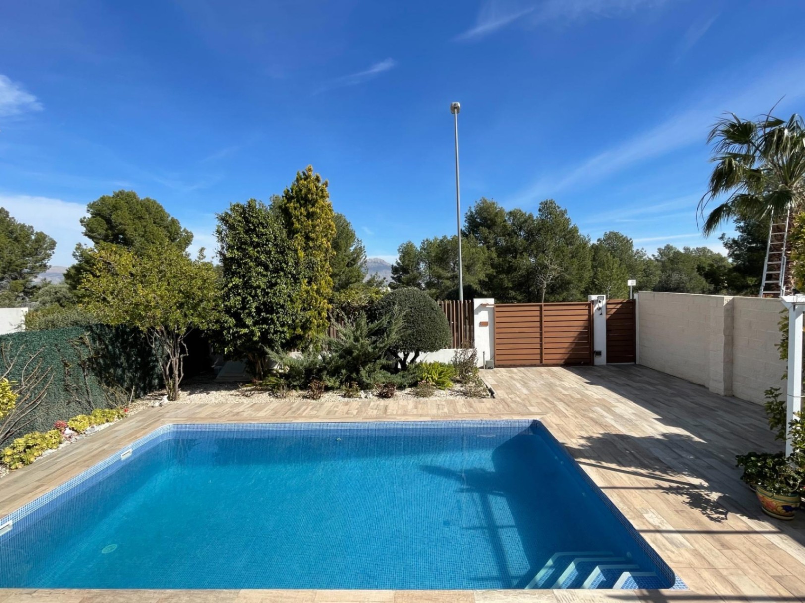 Villa en un lugar pintoresco a los pies del monte Ponoig, en Polop 
