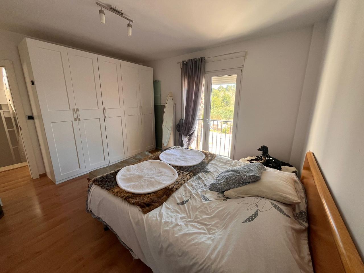 Spacious semi-detached single-family home with a pool in Alfaz del Pi.
