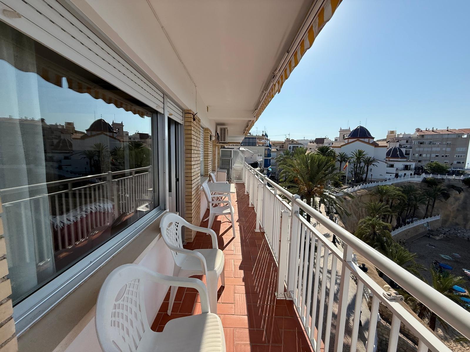 Apartments in Benidorm by the sea