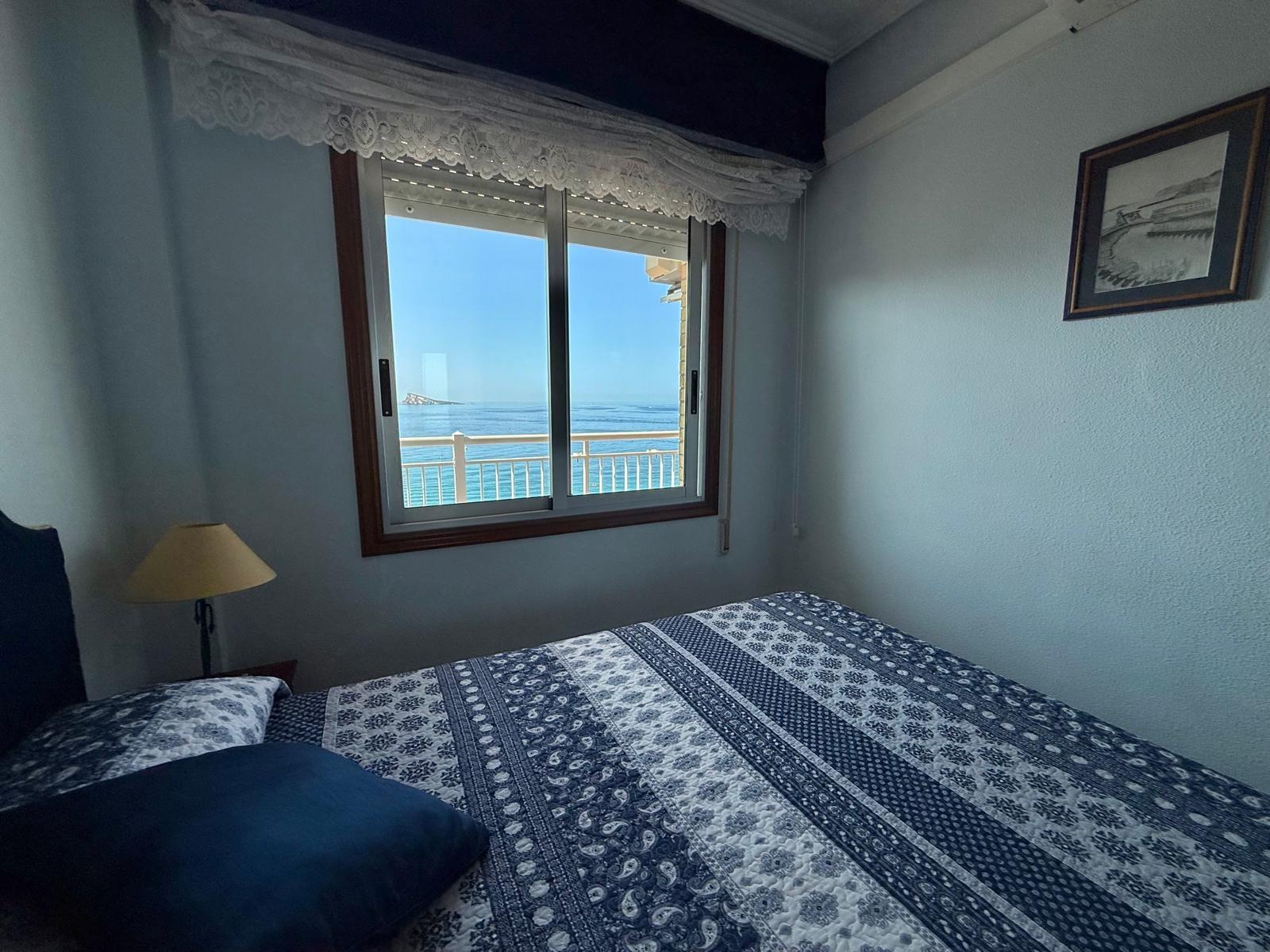 Apartments in Benidorm by the sea