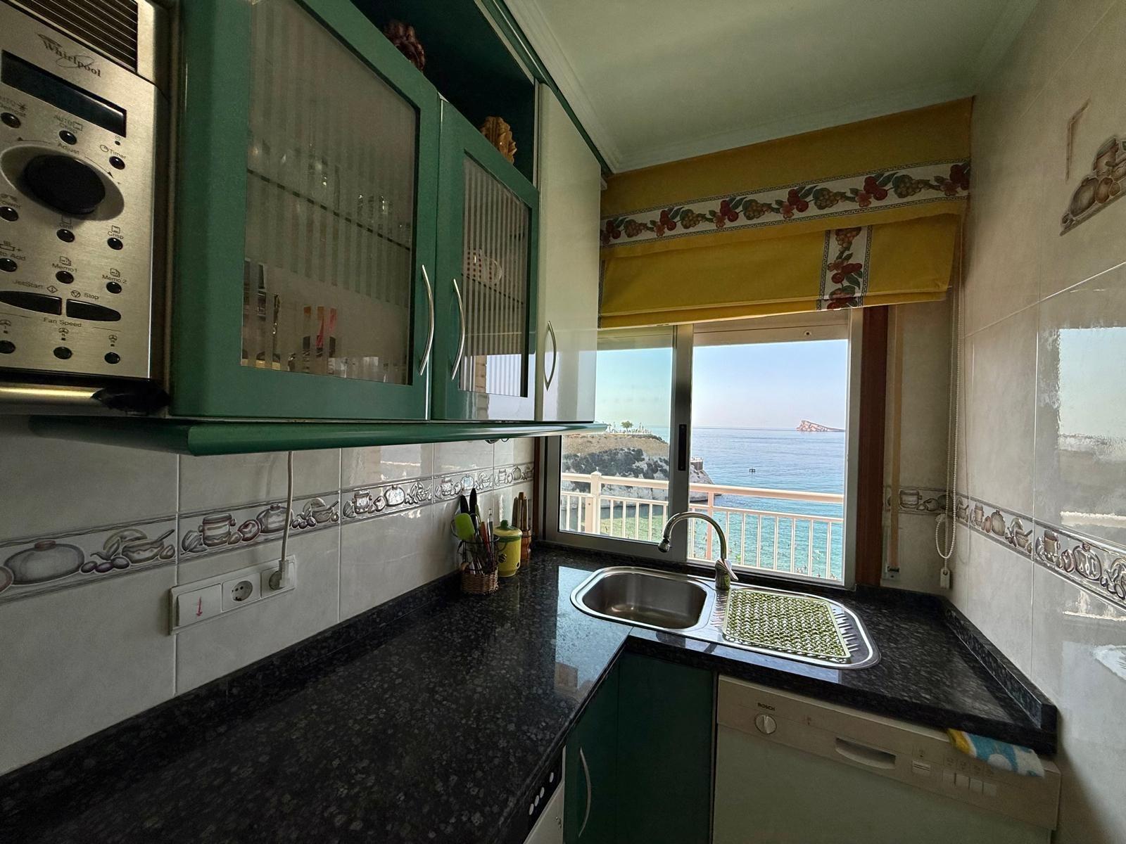 Apartments in Benidorm by the sea