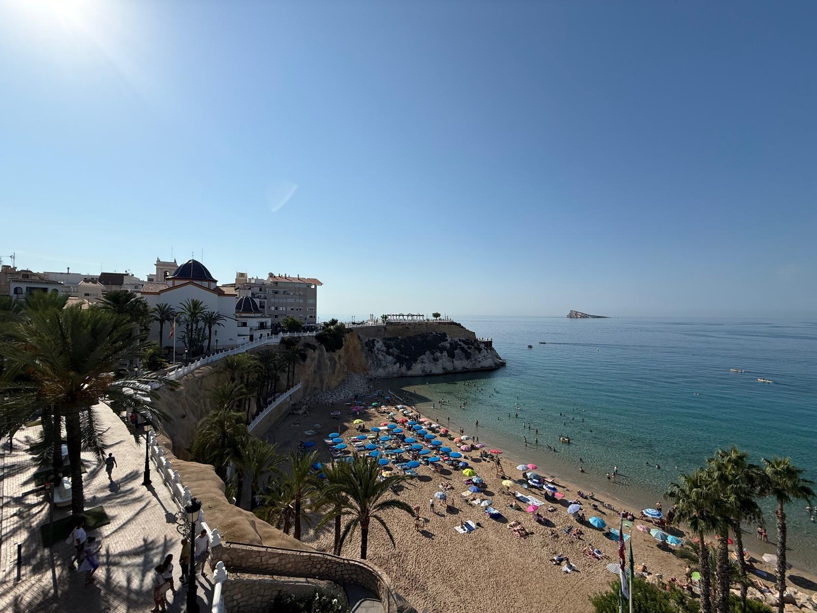 Apartments in Benidorm by the sea