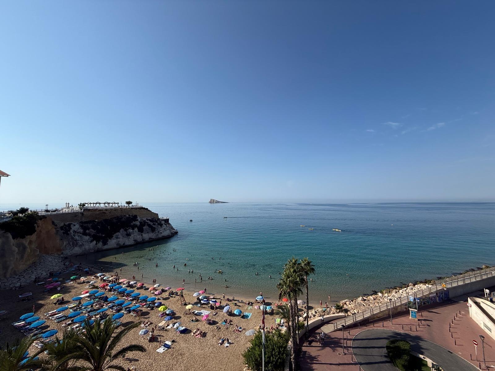 Apartments in Benidorm by the sea