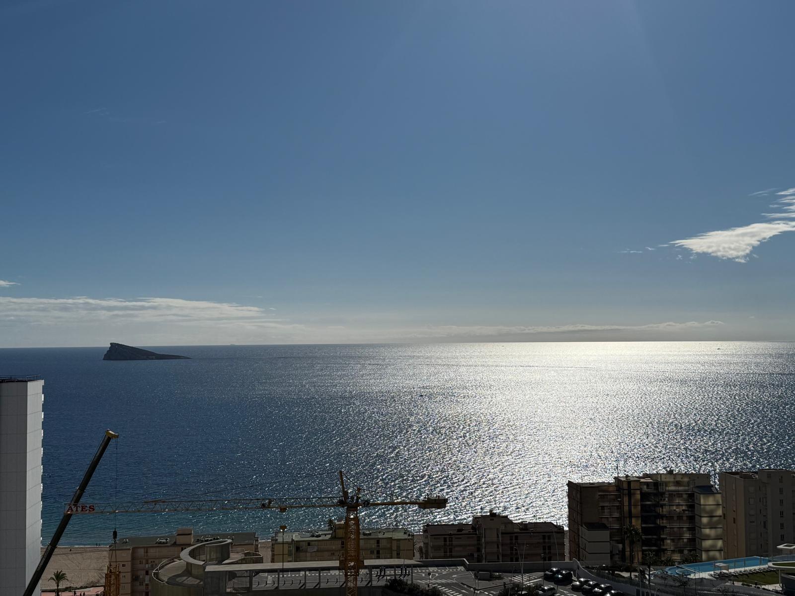 Piso en esquina en el complejo residencial Sunset Waves Playa de Poniente