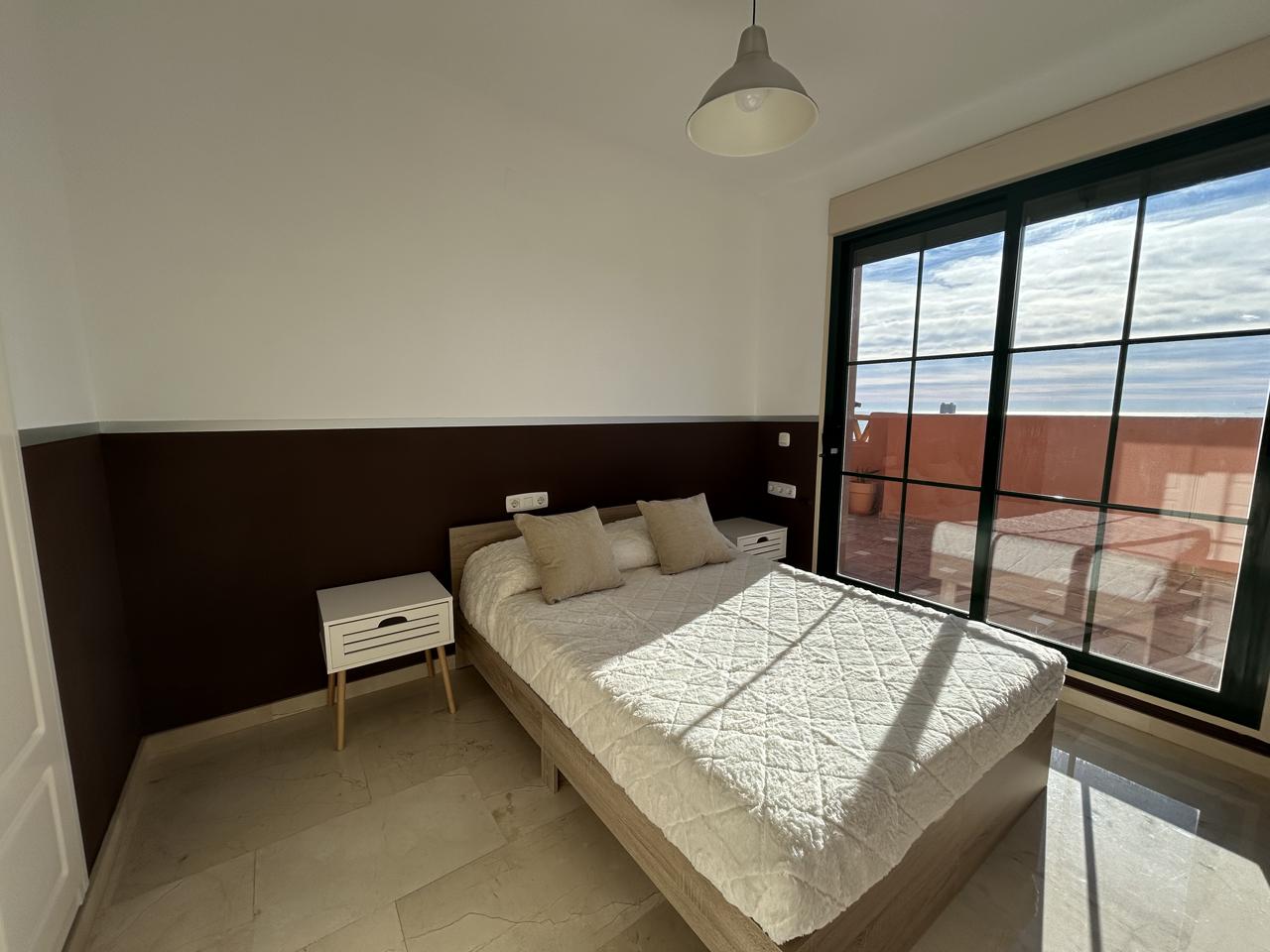 Ático dúplex de lujo en venta en Sierra Cortina, Finestrat – Vistas al mar y a la montaña