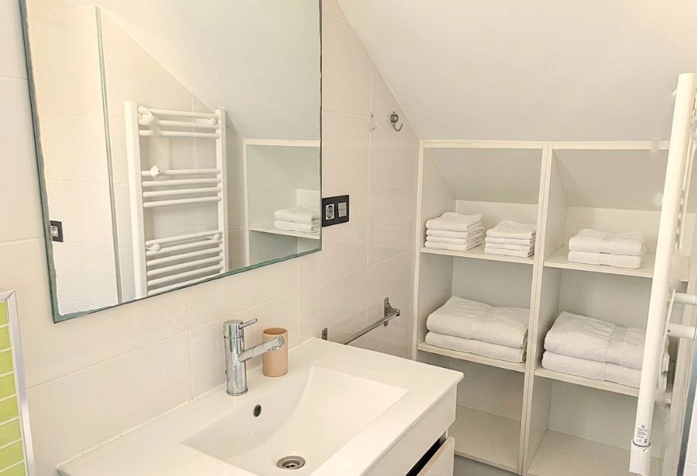 Villa moderna con piscina, en Calpe