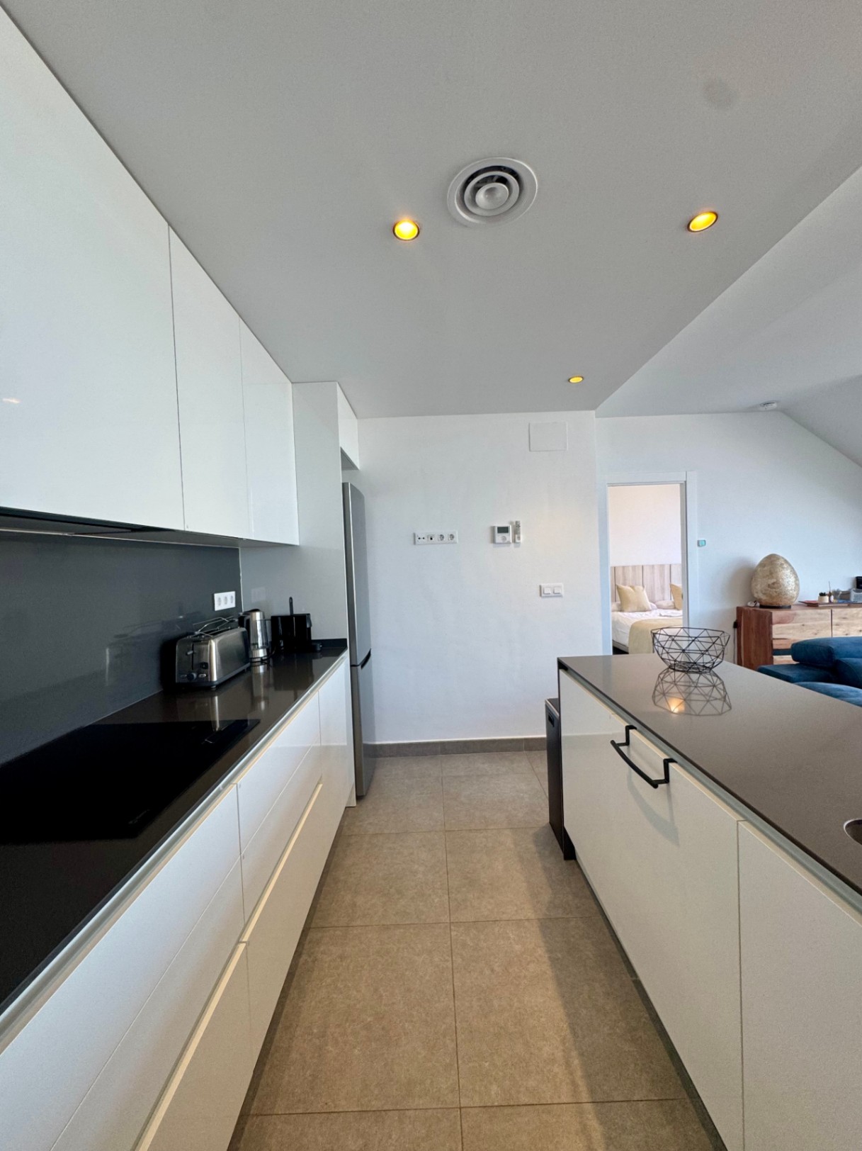 Moderne villa med fantastisk utsikt i Polop