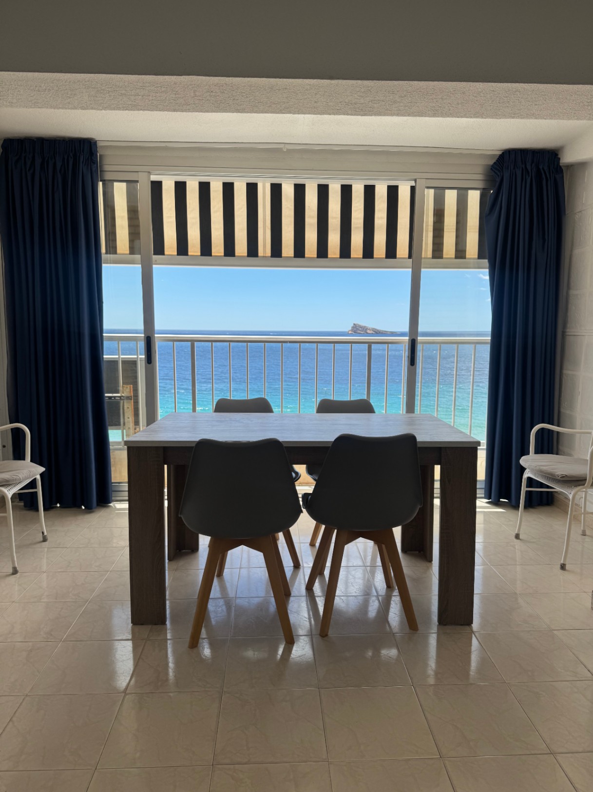 Apartamento en primera línea de playa en Levante, Benidorm