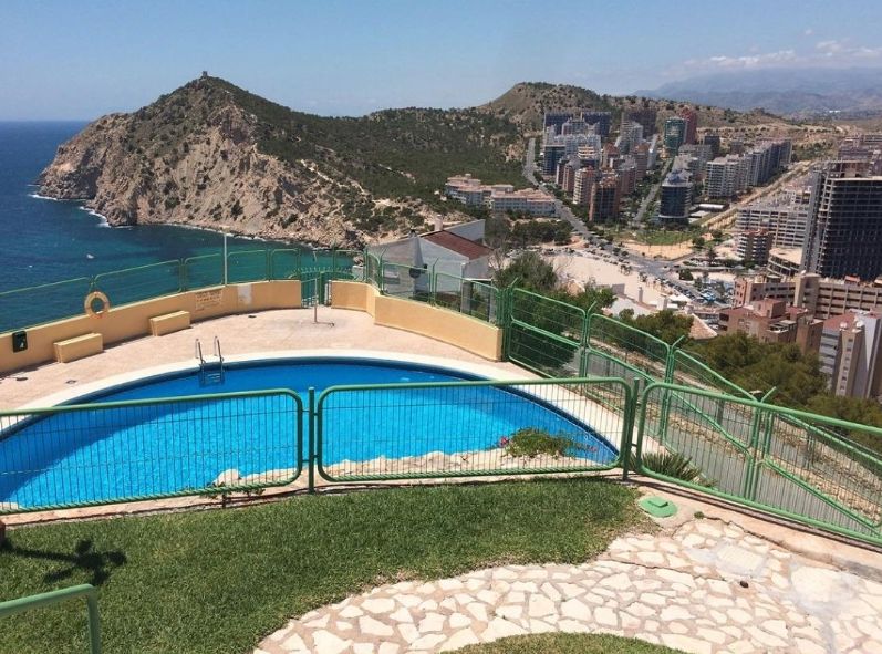 Acogedor dúplex en la tranquila zona de La Ermita en Benidorm