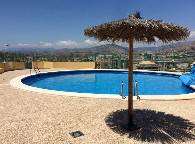 Acogedor dúplex en la tranquila zona de La Ermita en Benidorm
