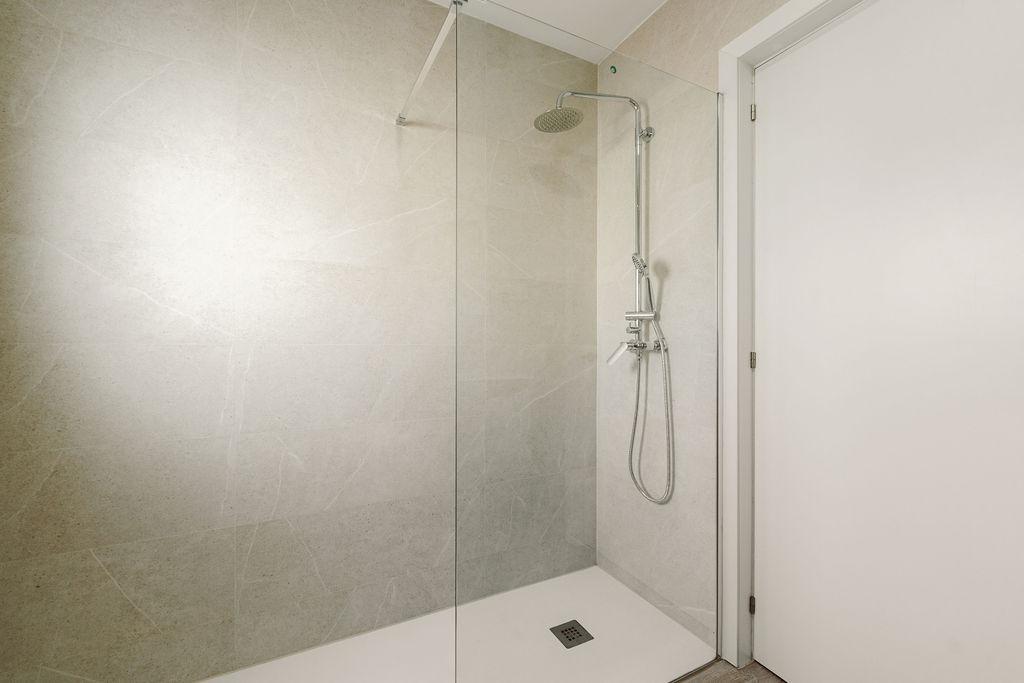 Amplio apartamento totalmente reformado en el corazón de Altea.