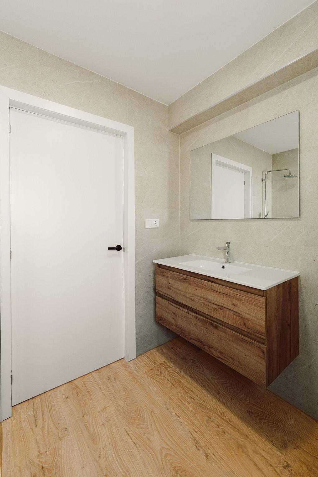 Amplio apartamento totalmente reformado en el corazón de Altea.