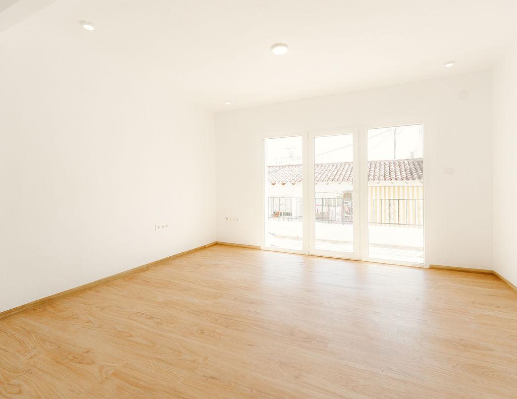 Amplio apartamento totalmente reformado en el corazón de Altea.