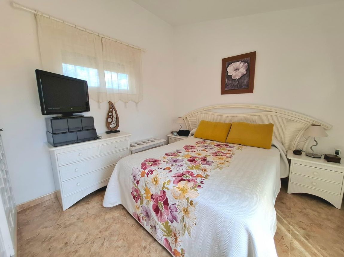 Villa para dos familias, situada en una de las zonas residenciales más cotizadas de La Nusia