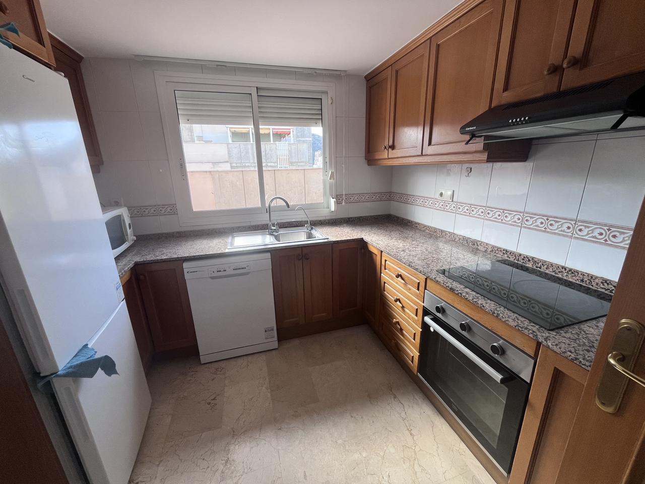 Piso dúplex exclusivo en venta en Benidorm con amplia terraza.