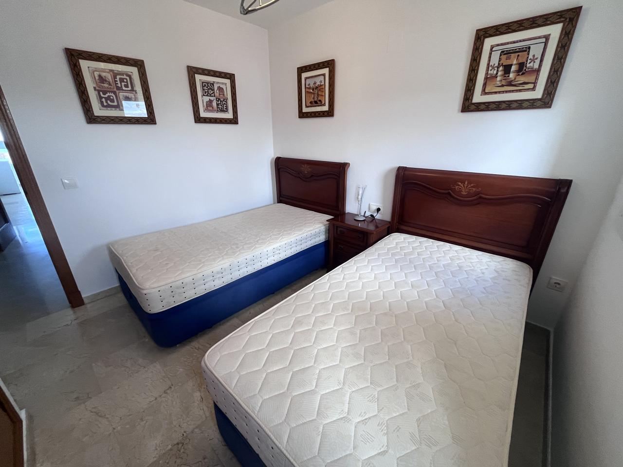 Piso dúplex exclusivo en venta en Benidorm con amplia terraza.