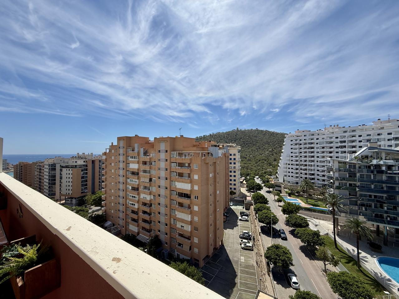 Espectacular ático tríplex en La Cala de Vila Joiosa.