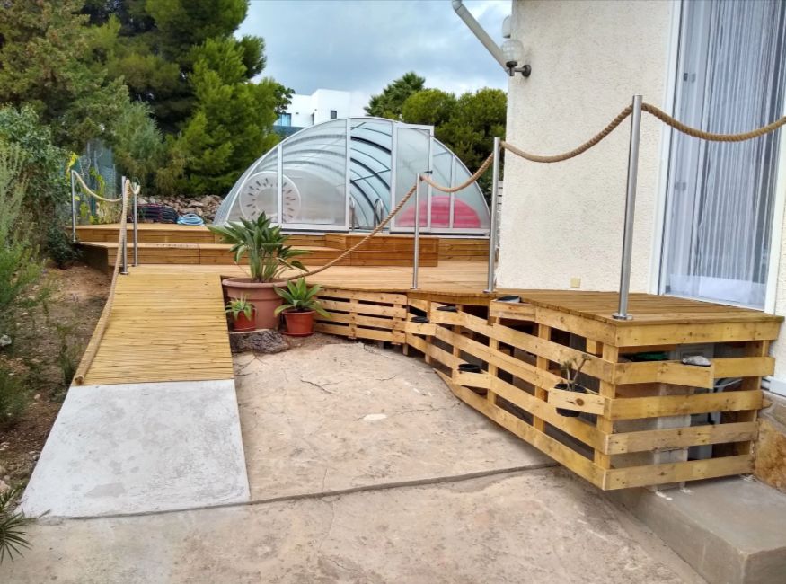 Villa independiente con piscina privada y jardín en Calpe.
