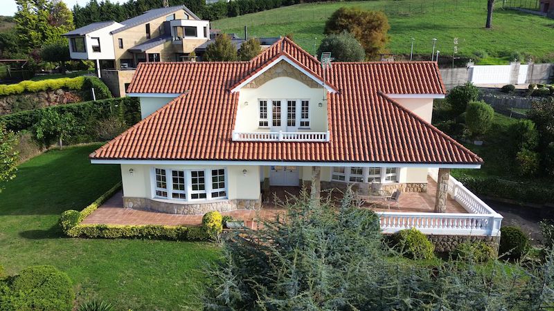 Villa med imponerende havutsikt og utsikt over hele Gijón