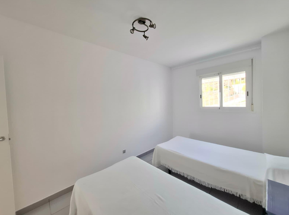 Ático de dos plantas con jacuzzi y una magnífica terraza solárium en Benidorm