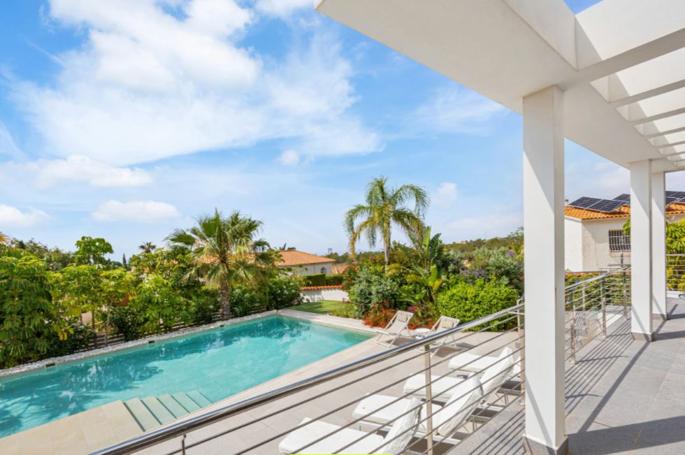 Moderne villa i utkanten av La Nusia